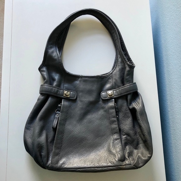 Banana Republic Handbags - Banana Republic Genuine Leather Gray Hobo Bag